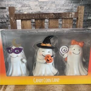 Candy Corn Lane Trick or Treating Ghost Trio Set